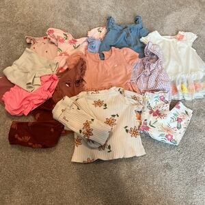 Lot of Baby Girls Clothes 12Mos Spring Summer Onesies Shorts and‎ Outfits